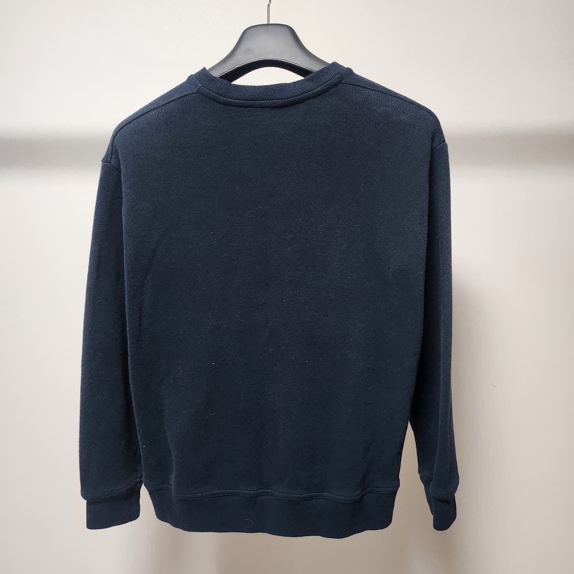 로로피아나 여성 맨투맨
사이즈 L / 사용감 적음 상품이미지2