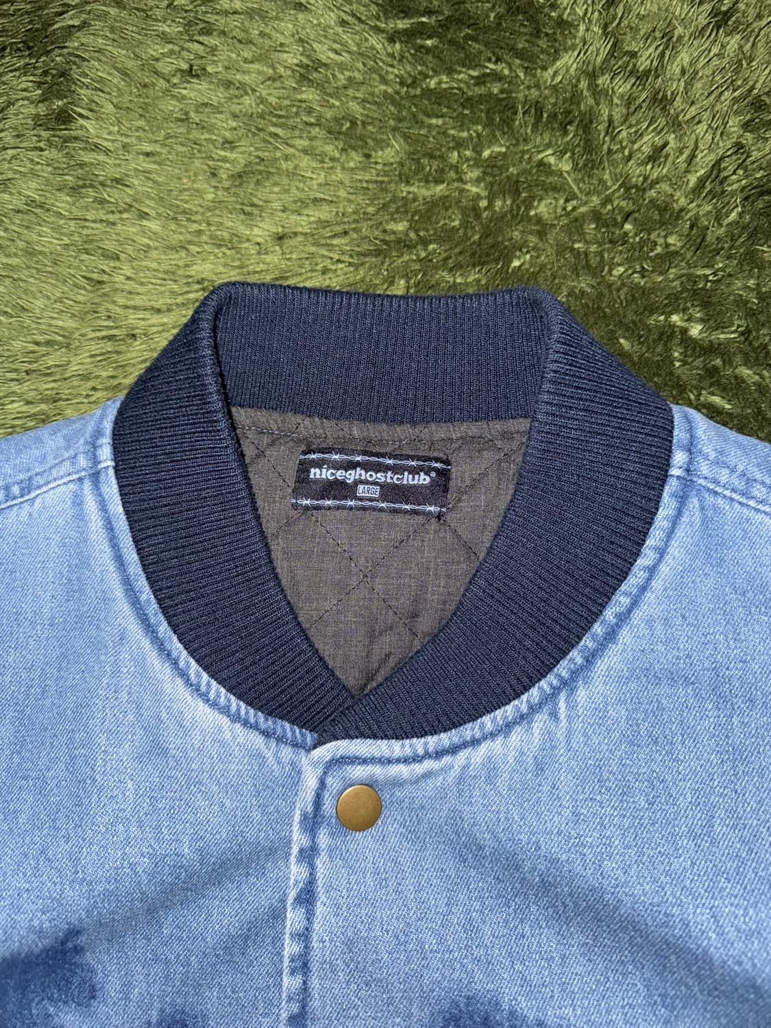 [L] 나이스고스트클럽 워시드 앰블럼 데님 바시티 자켓 상품이미지3