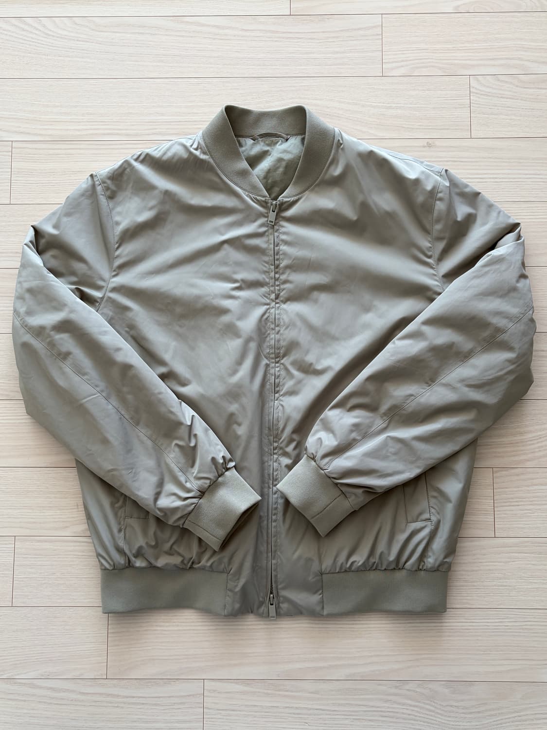 COS 코스 라이트 카키 봄버 자켓 L (103) 상품이미지1