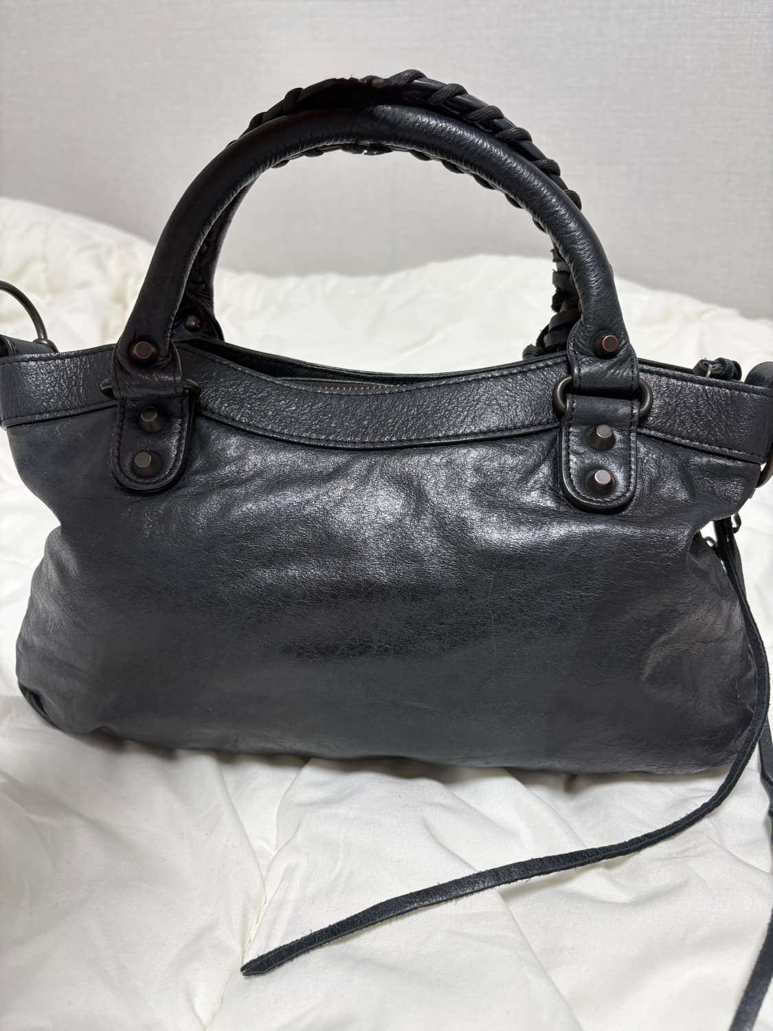 상태A/키티증정)발렌시아가 르시티 퍼스트백 블랙 상품이미지6