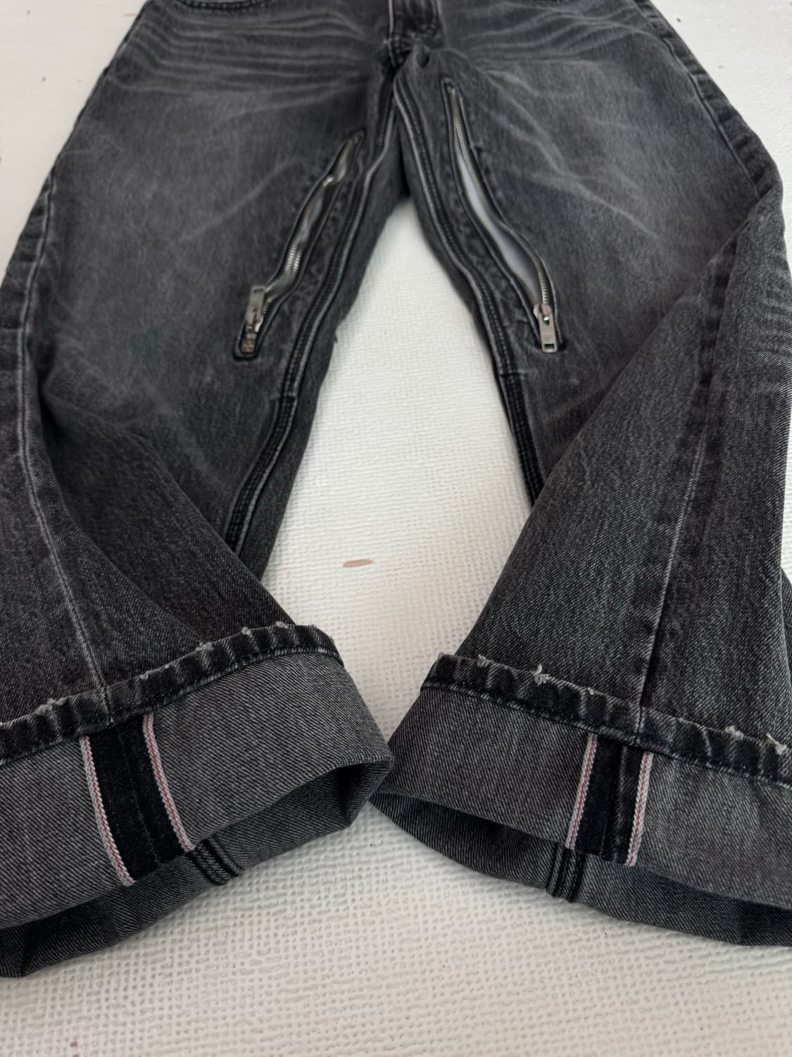 지방시 Givenchy 블랙 워싱 데님 팬츠 상품이미지5