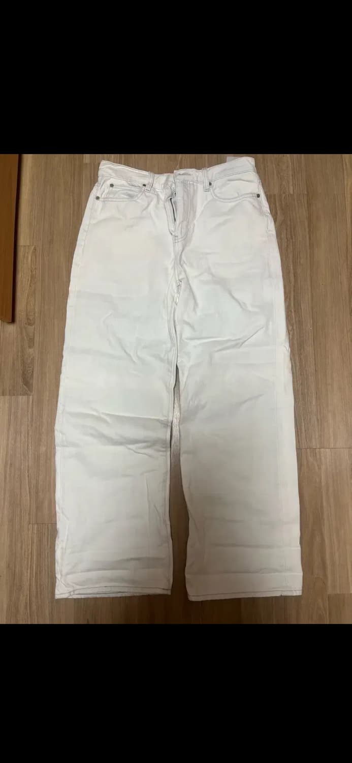 유니클로 라이트블루 (화이트) 와이드 스트레이트 진 27 상품이미지2