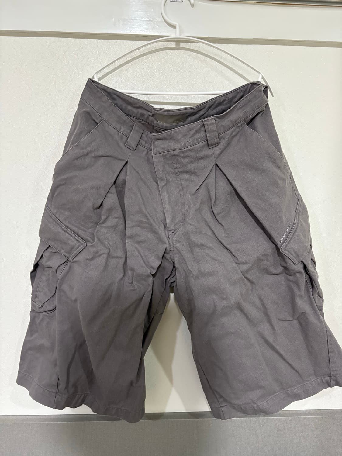 산산기어 카프리팬츠 그레이 3 상품이미지1