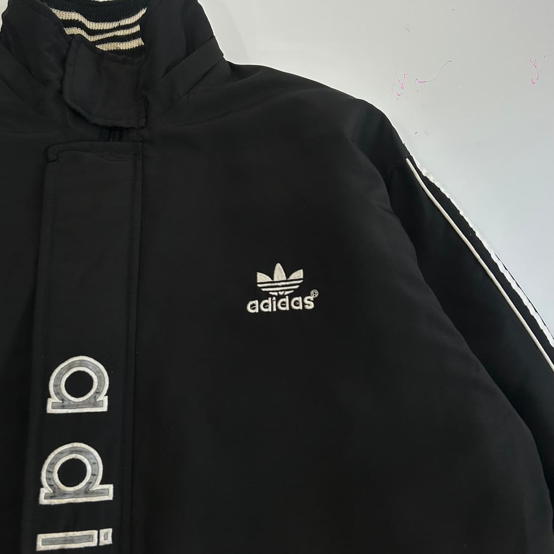 Adidas 아이다스 90s 빅파이어로고 누빔 점퍼 상품이미지5