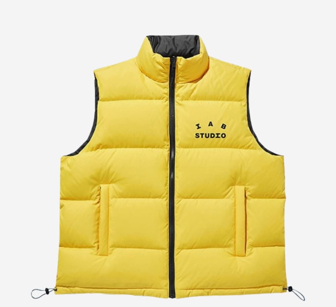 아이앱 스튜디오 x LMC 옐로우 & 블랙 리버시블 다운 베스트 상품이미지3
