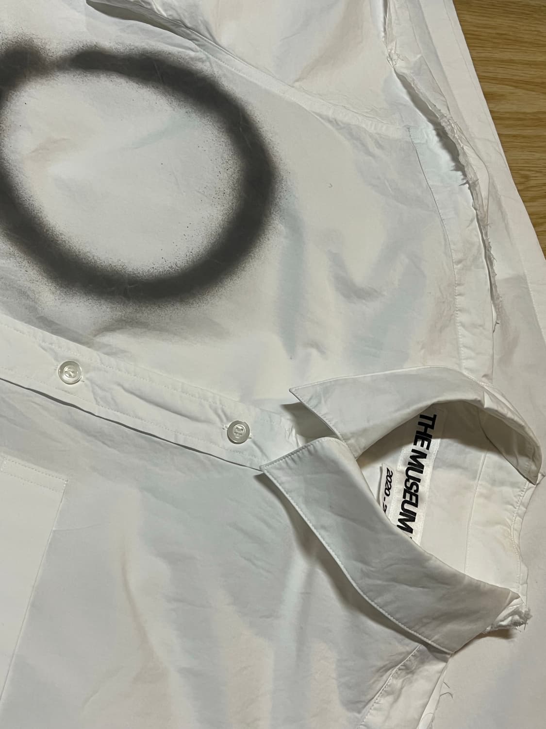 더뮤지엄비지터 2020-2021 반팔셔츠 상품이미지3