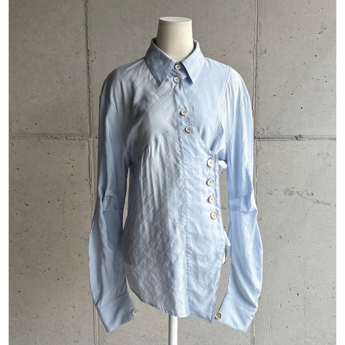 CURVED PLACKET SHIRT_BLUE 상품이미지3