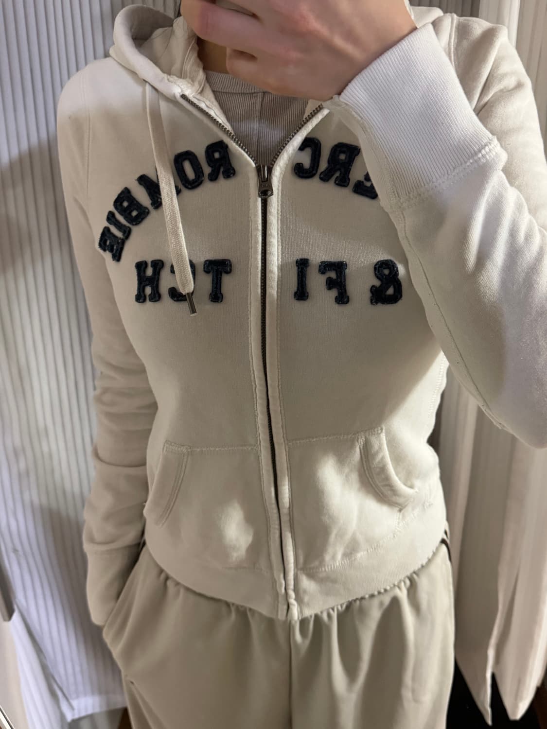 아베크롬비 화이트 후드집업 s 상품이미지1