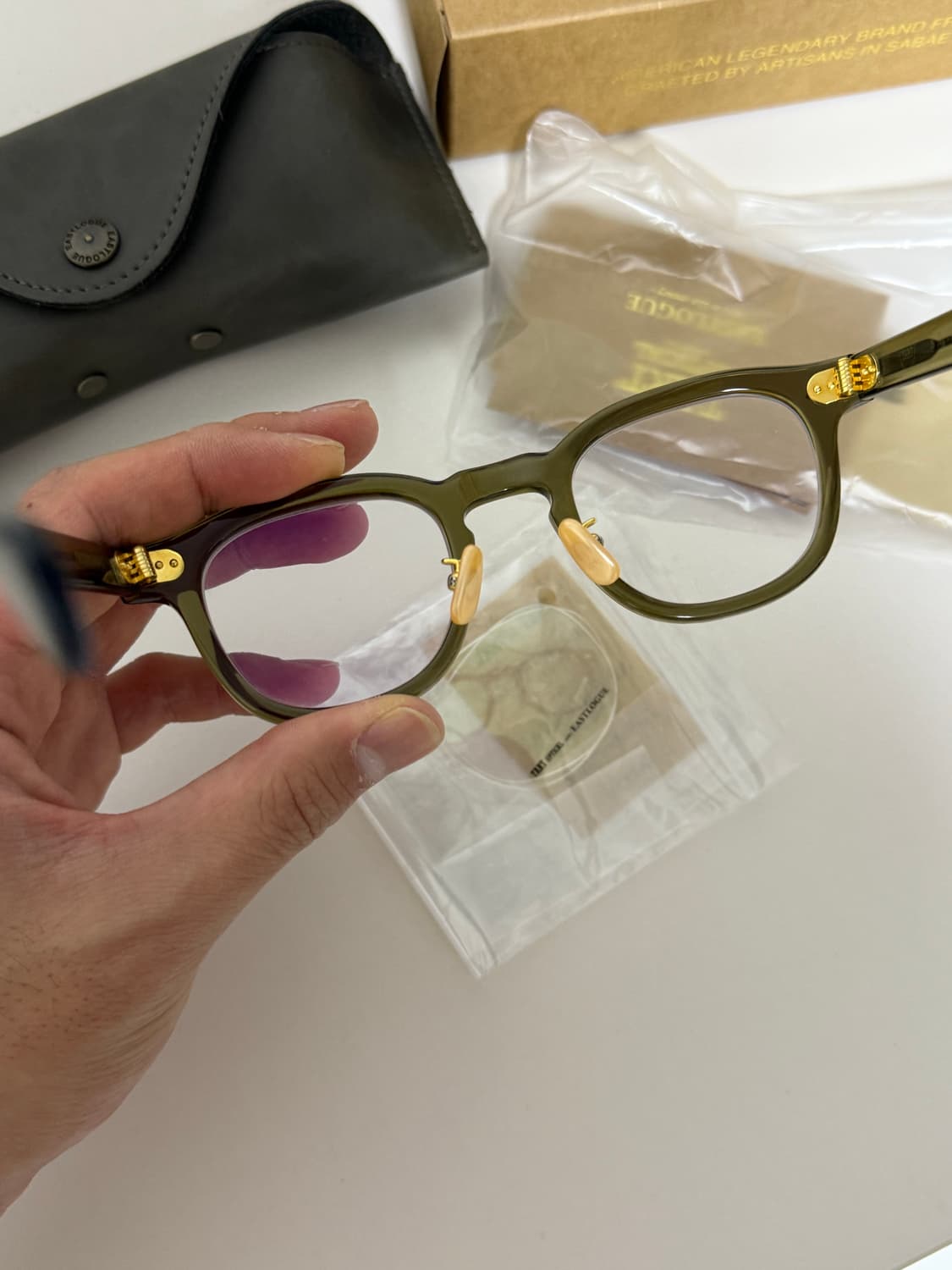 이스트로그 타르트옵티컬 46 올리브 상품이미지3