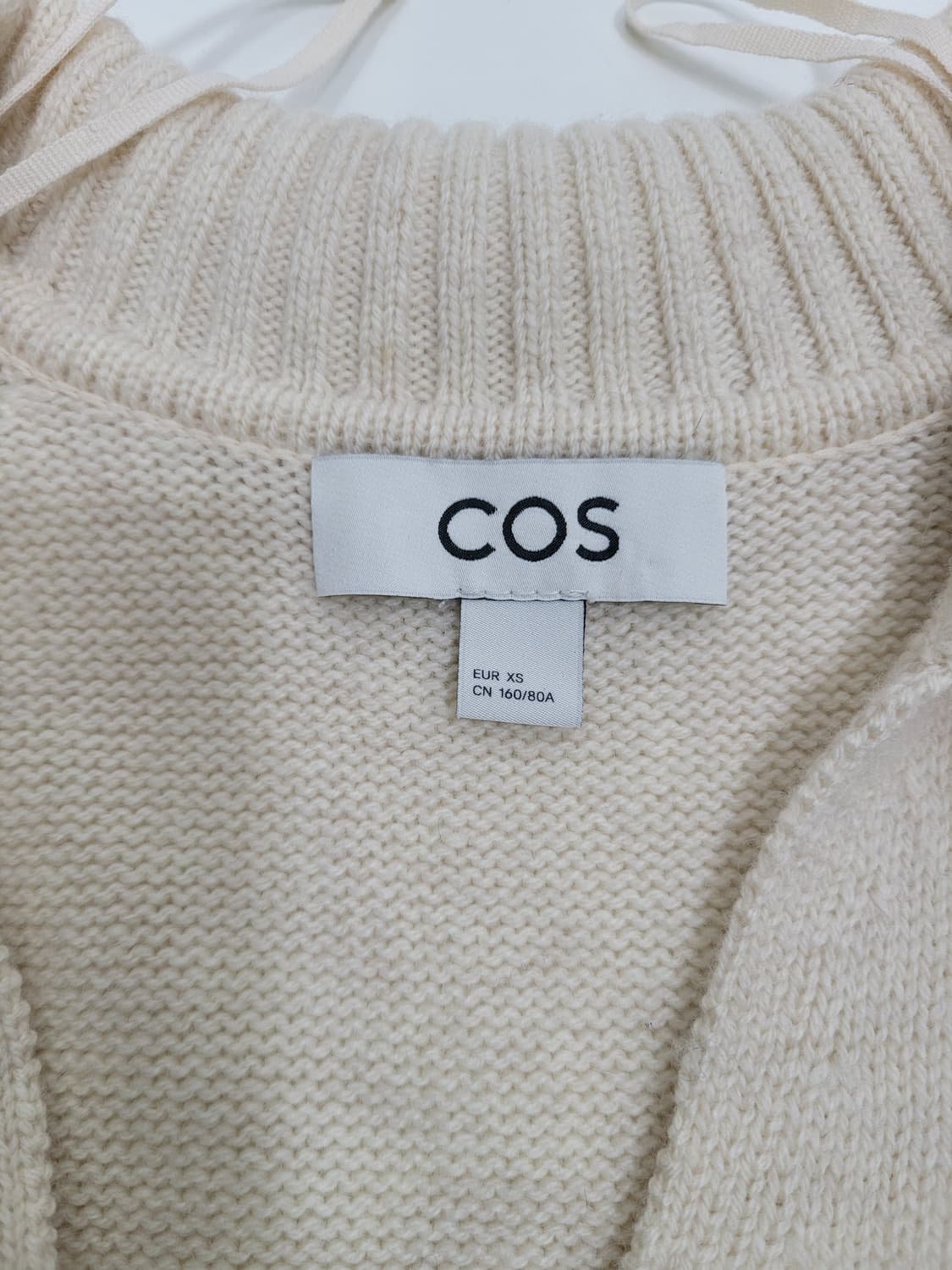 (새상품급) COS 코스 모100% 니트 베스트 / 여 XS 아이보리 상품이미지8