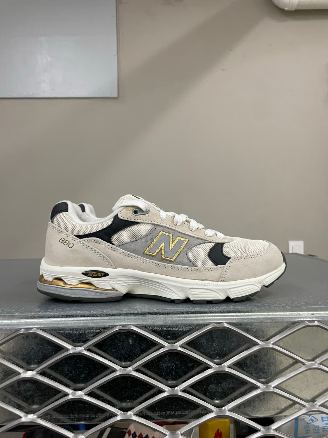 뉴발란스 880 달마시안 235 상품이미지4