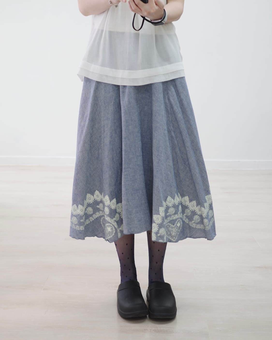 Arrow light denim skirt 상품이미지1