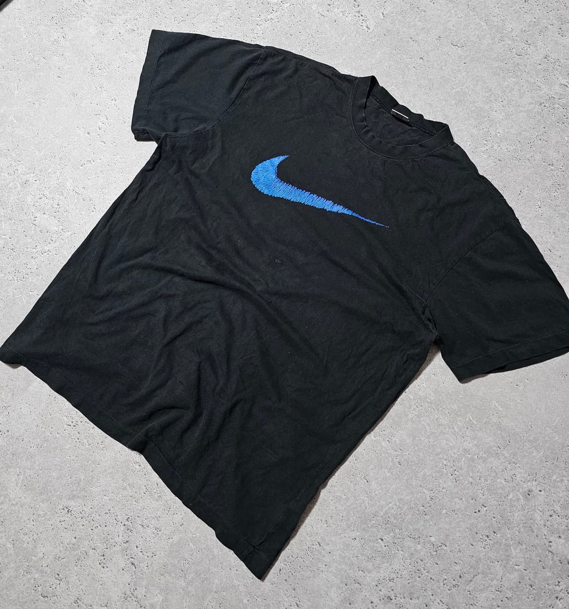 2XL 나이키 빅로고 90s 블랙 반팔 티 상품이미지2