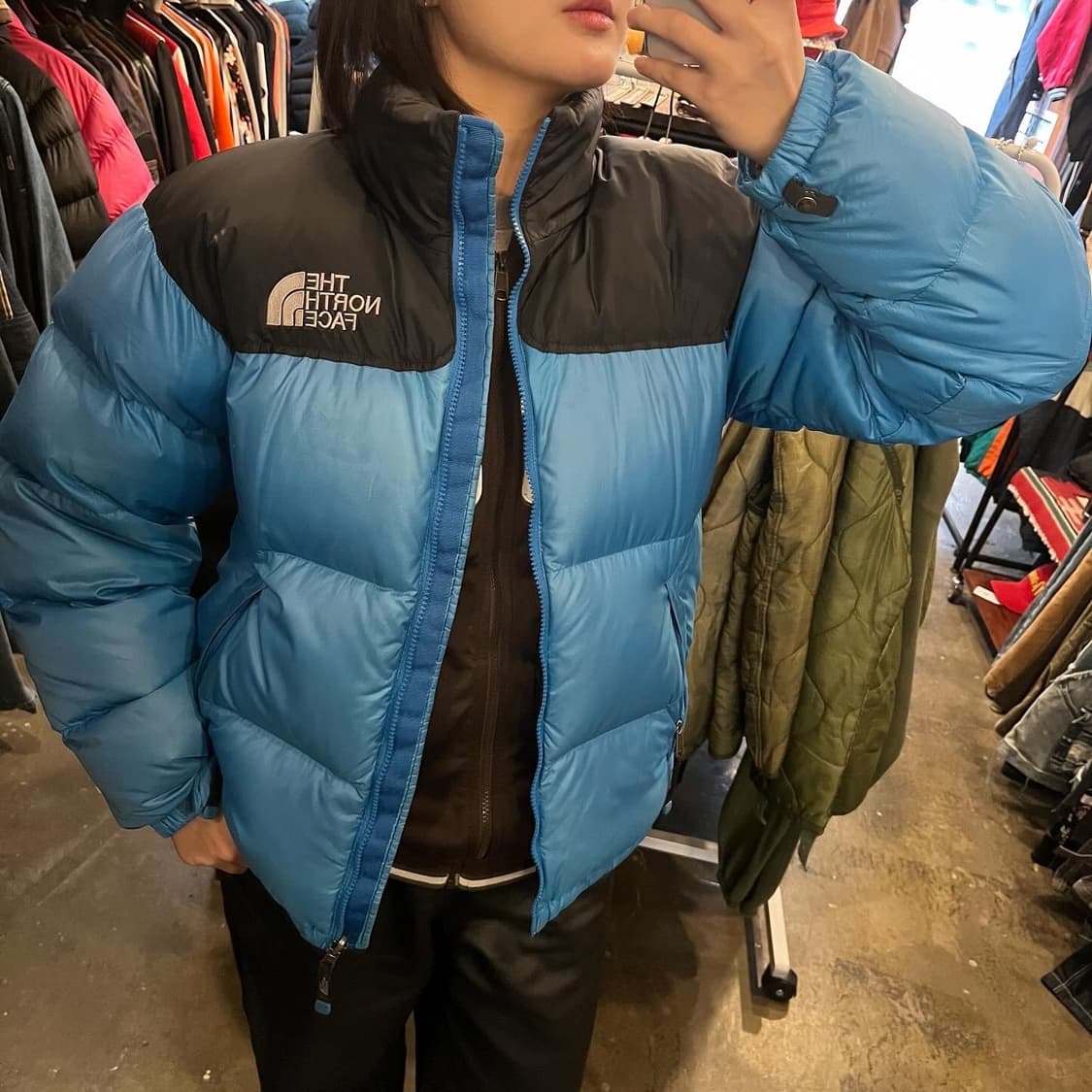 노스페이스의 700 눕시 패딩자켓 상품이미지9