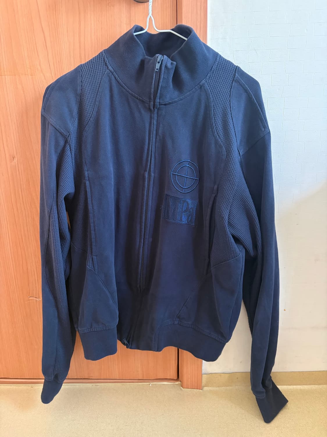 플라스틱프로덕트 contrast zipped jacket 네이비 상품이미지1