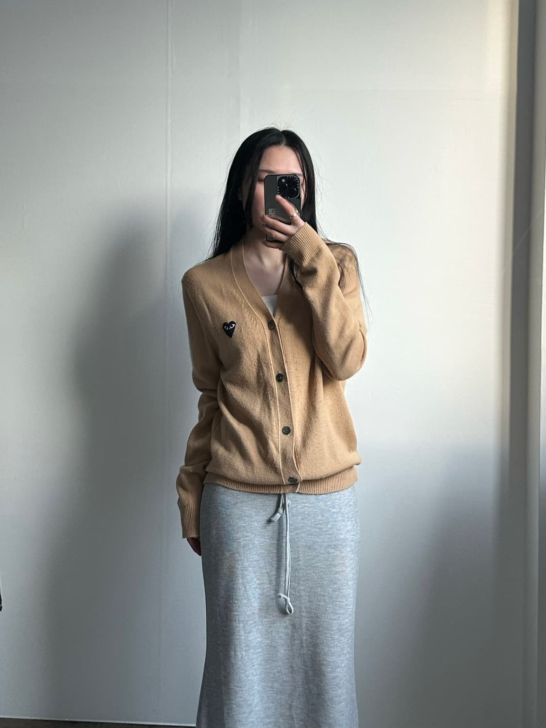 꼼데가르송 플레이 와펜 베이지 니트 가디건 상품이미지1