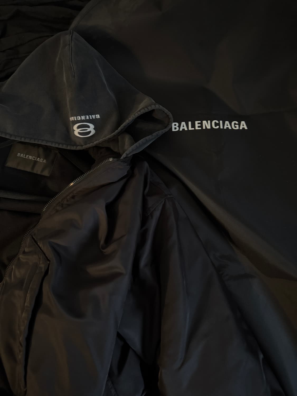 발렌시아가 후디드 봄버 34 상품이미지1