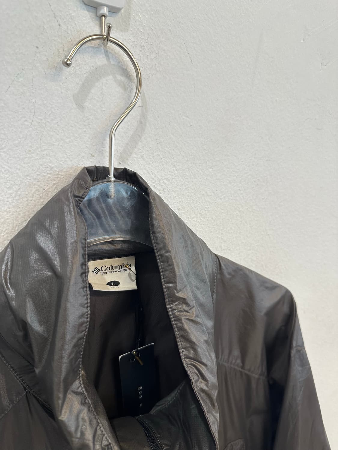 Columbia windbreaker 상품이미지4