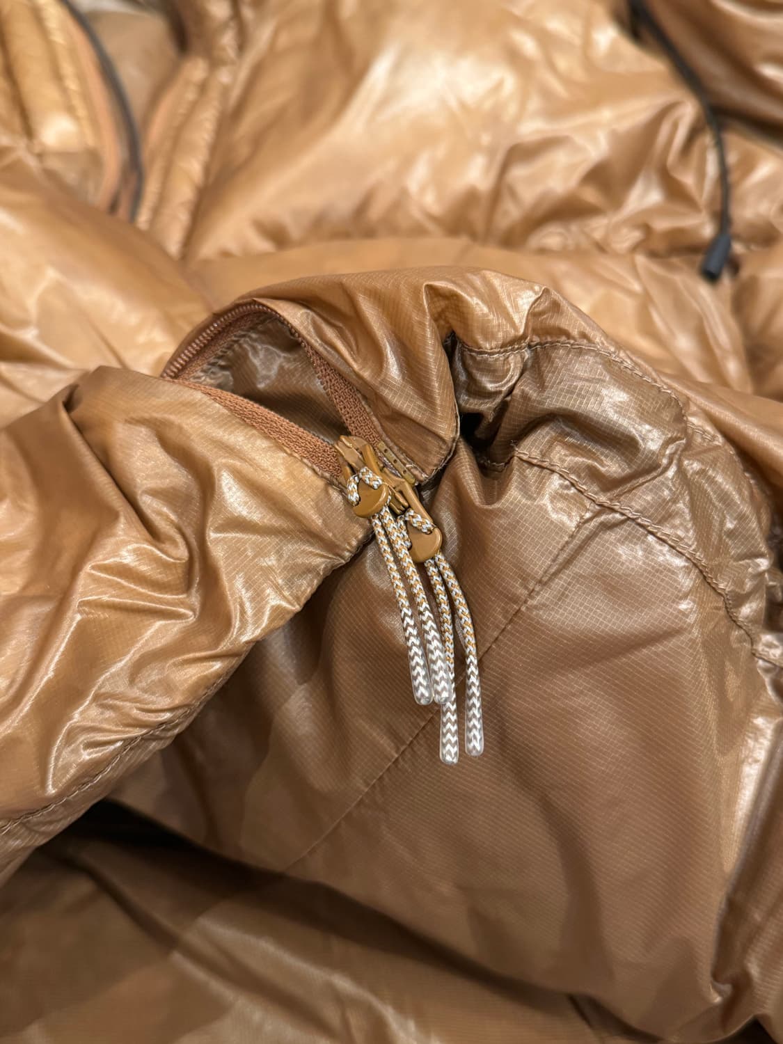 로아 하이킹 패딩 상품이미지6