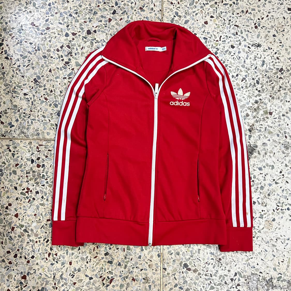 아디다스(ADIDAS) 레드 유로파 져지 상품이미지1