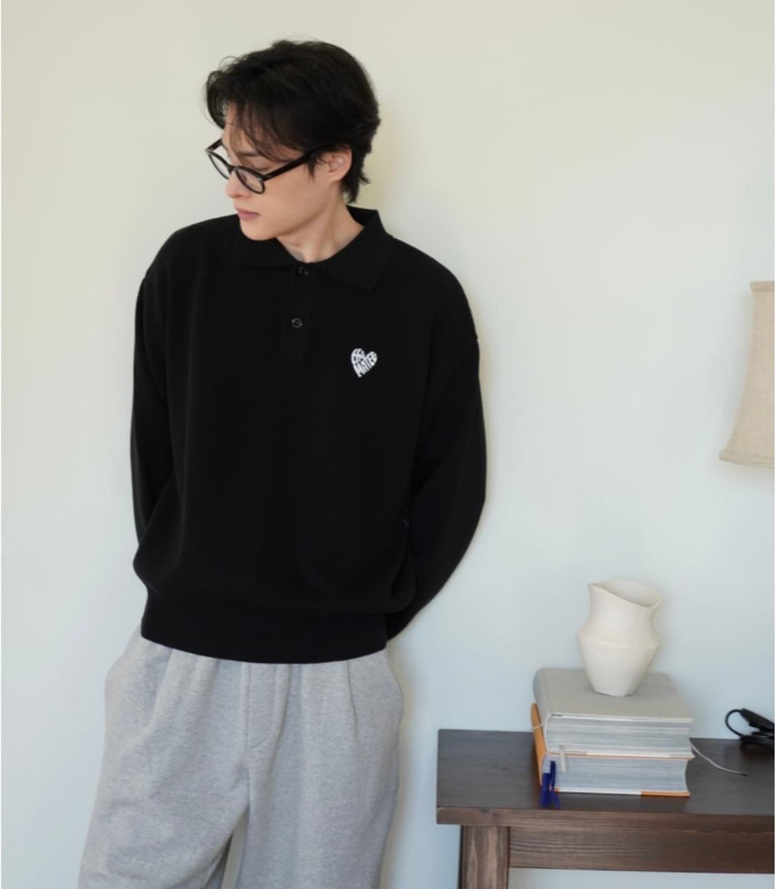 thematee 더마티 하트 와펜 롱슬리브 카라티 블랙 상품이미지3