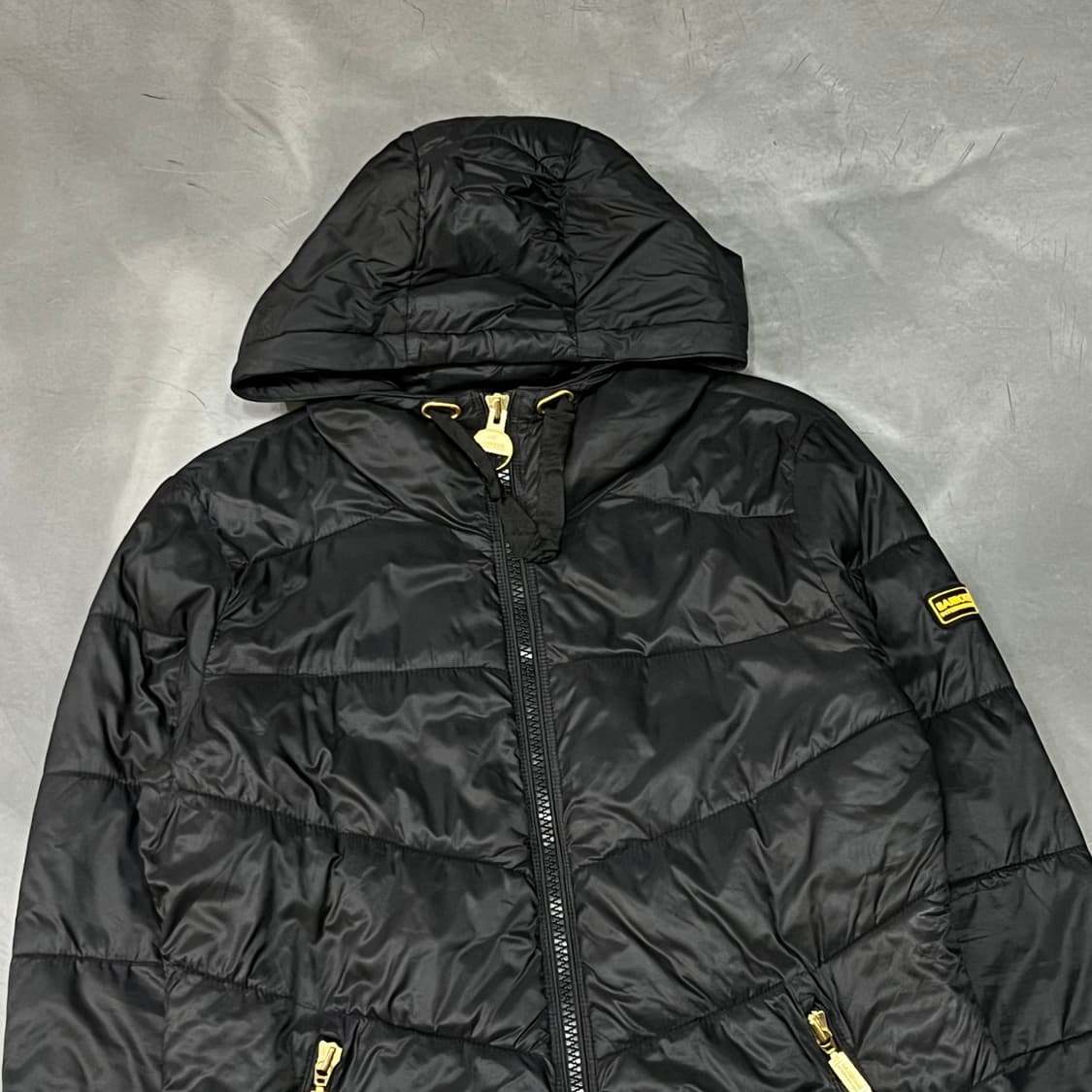  바버 인터네셔널 후드 패디드 자켓 y15557 상품이미지3