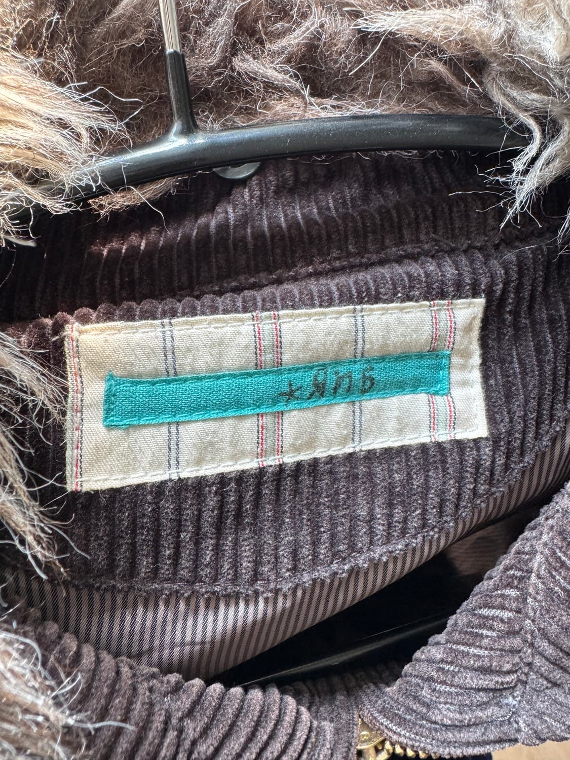 RNA inc 퍼 트리밍 하이넥 코듀로이 봄버 상품이미지7