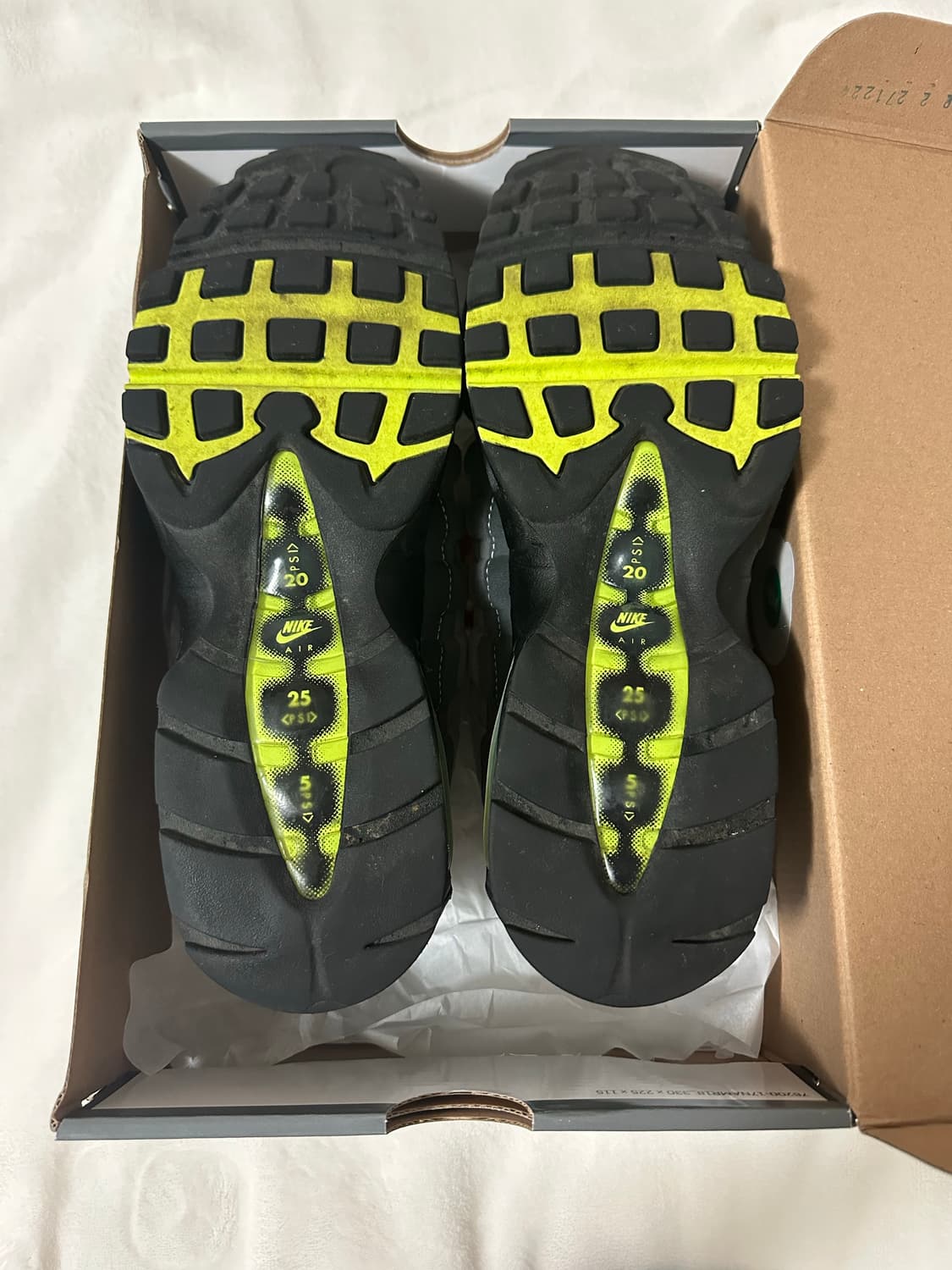 나이키 에어맥스 95 OG 네온 2025 상품이미지5