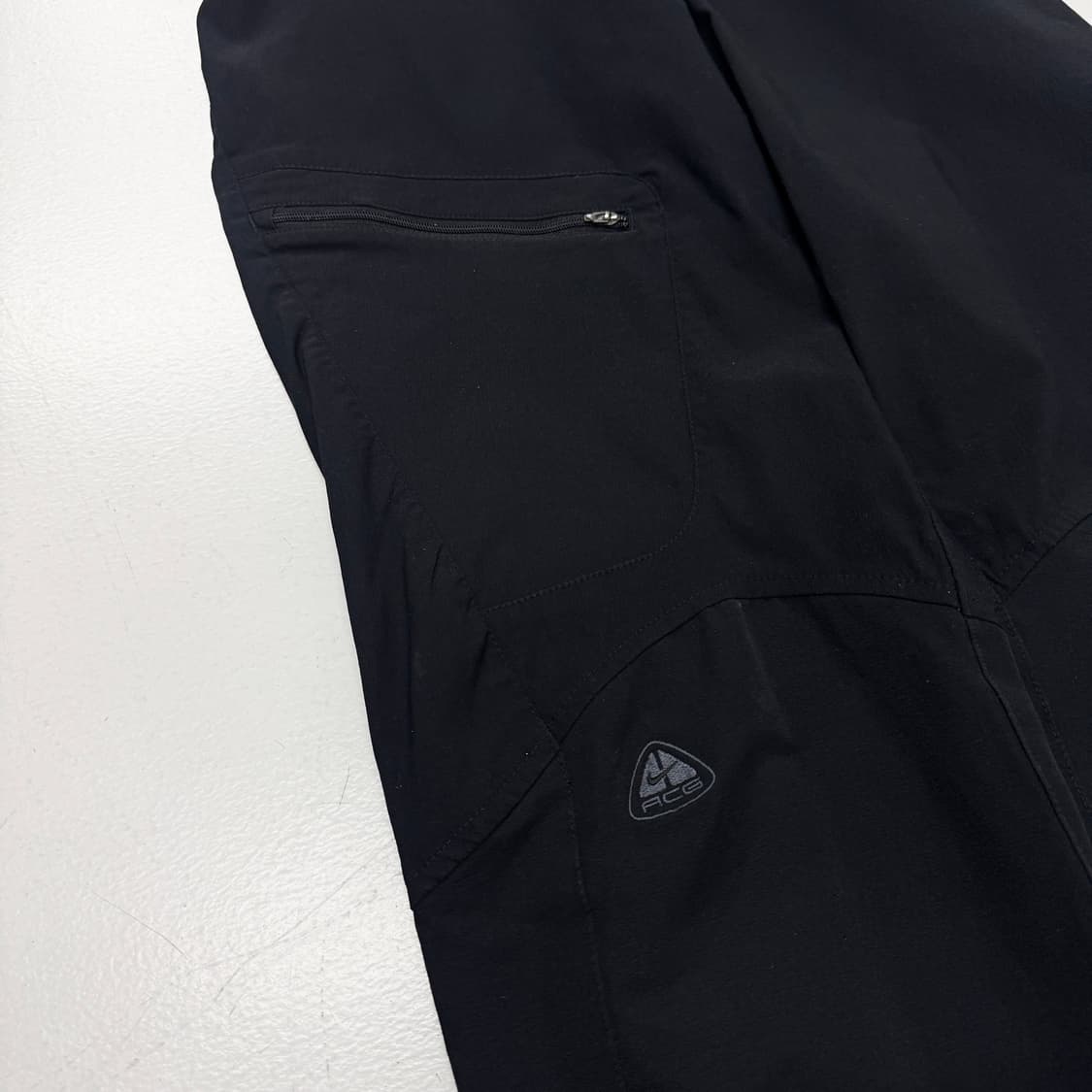 나이키 ACG 00s 고프코어 테크니컬 트랙팬츠 상품이미지4
