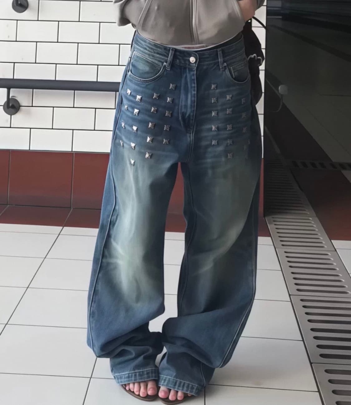 y2k 워싱 스터드 와이드 데님 팬츠 상품이미지1