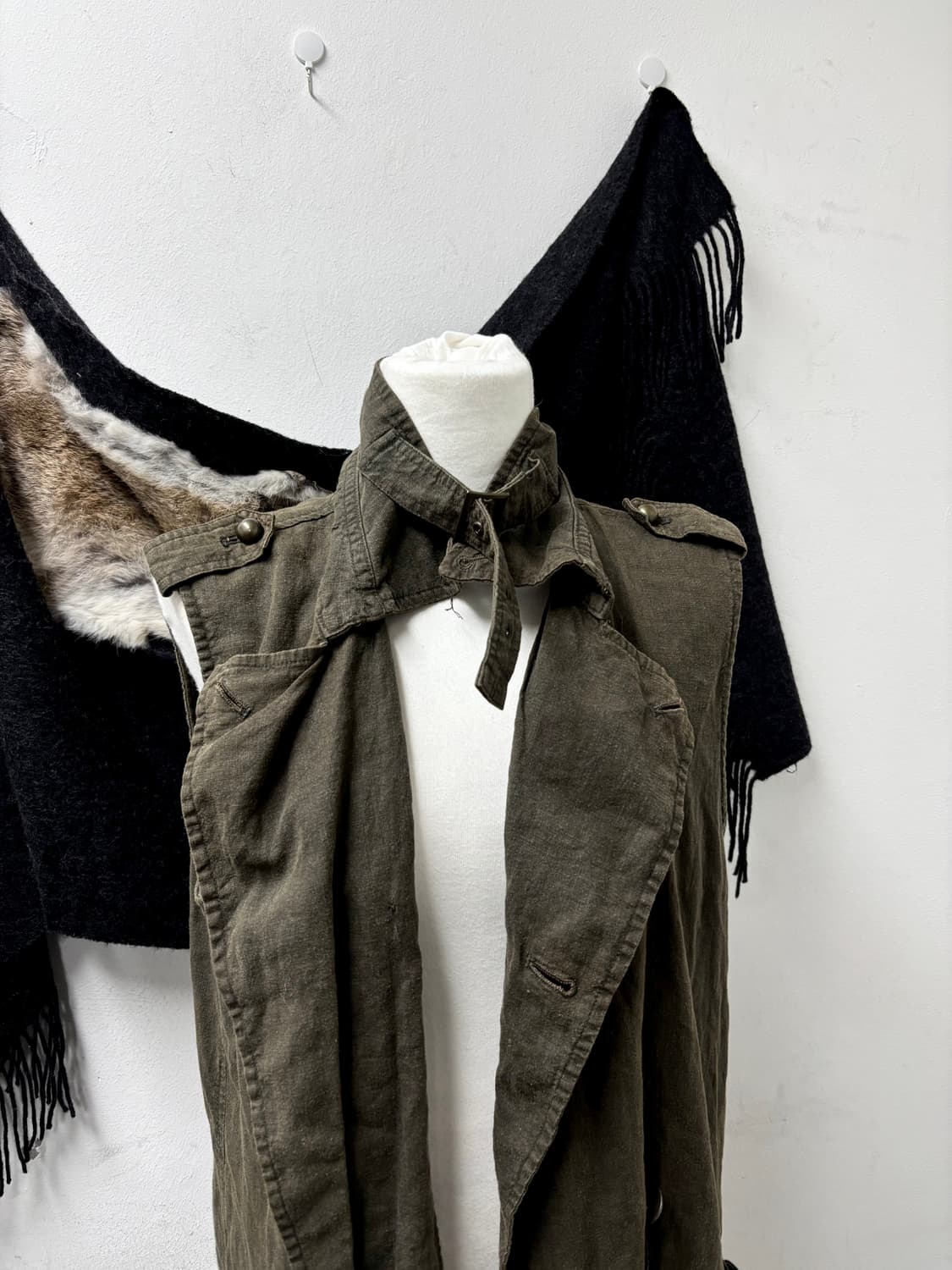 “Vintage” Grunge Mood Neckbuckle Long sh 상품이미지7