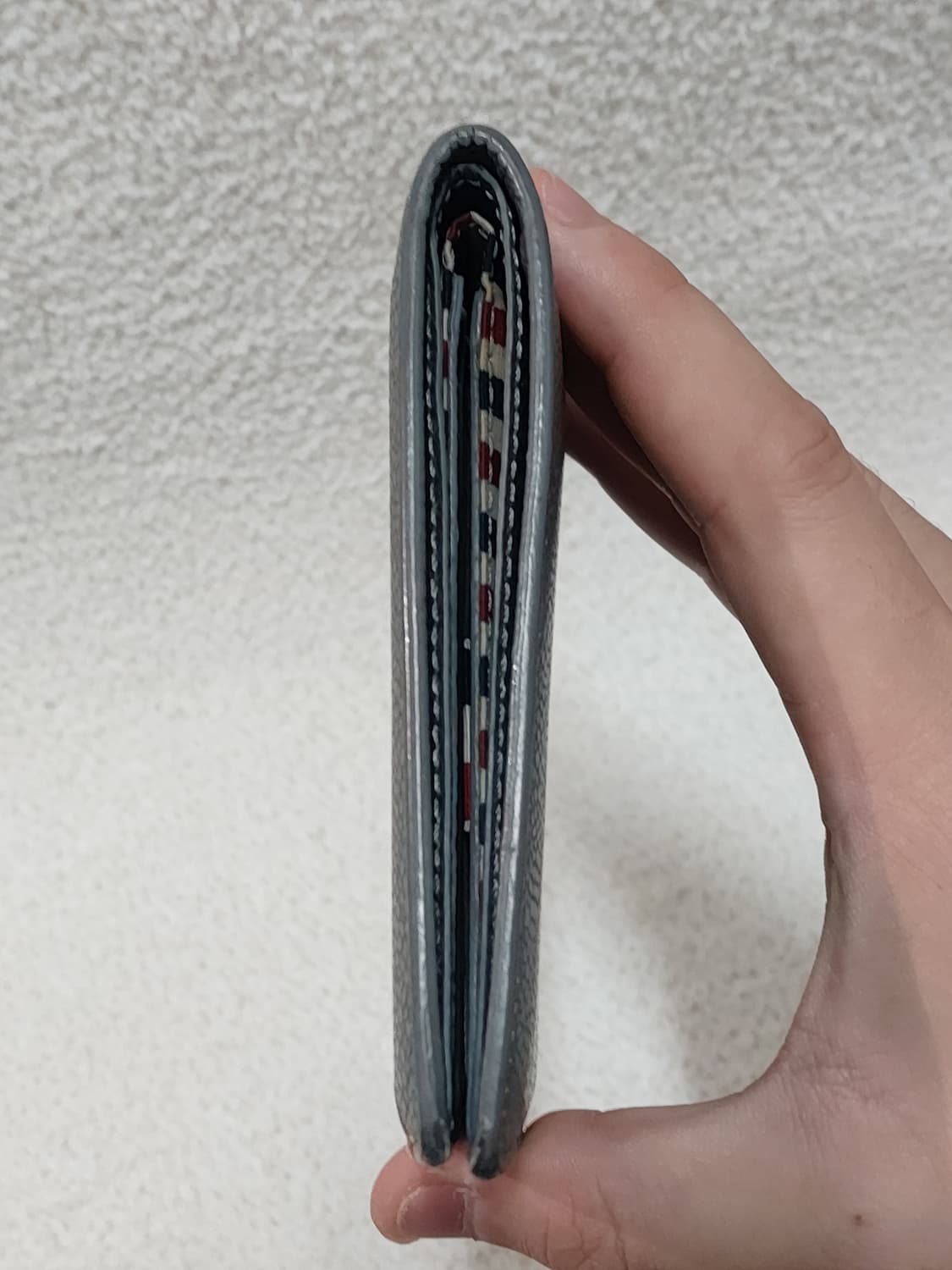 톰브라운 삼선 그레이 반지갑 상품이미지4