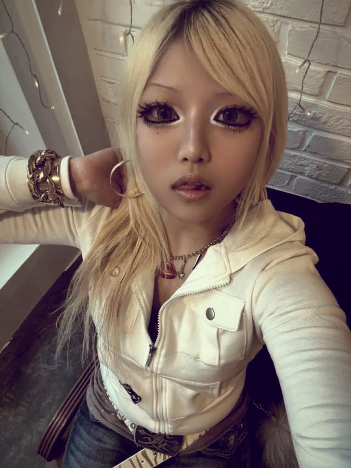 lasy daisy y2k 오네갸루 동물귀 후드집업 화이트 골드 크롭 상품이미지1