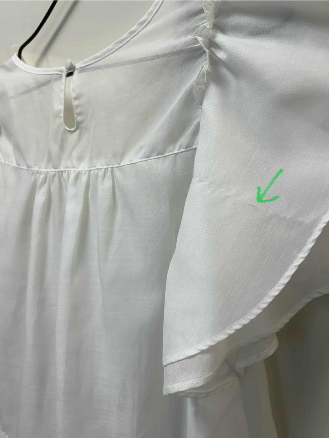 로이즈팜 플레어 핀턱 블라우스 상품이미지10