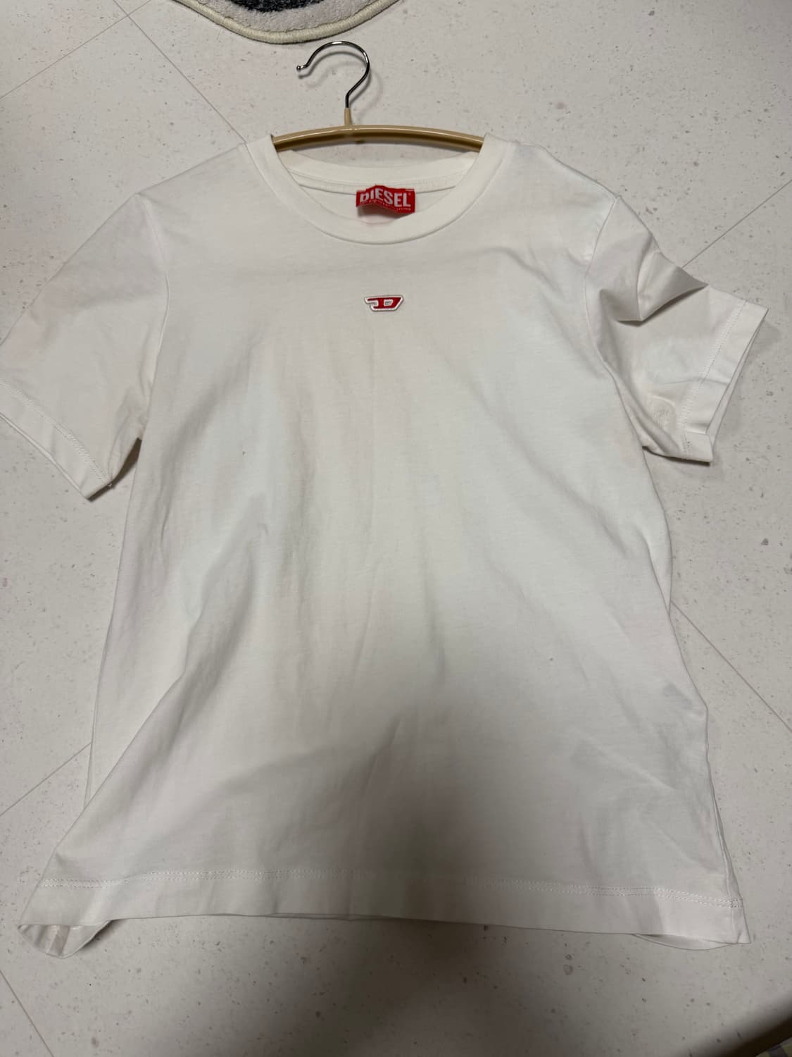 정품 디젤 흰색 티셔츠 상품이미지1