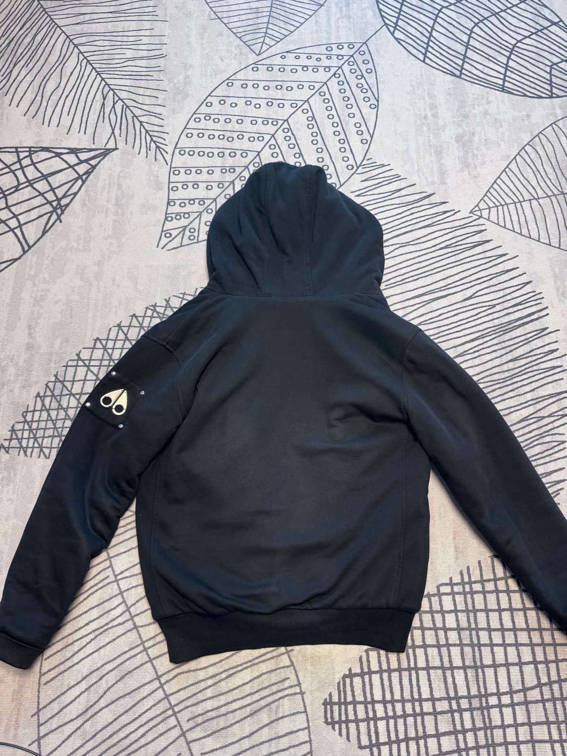 무스너클 버니 스웨터 블랙 남자 s사이즈 상품이미지2