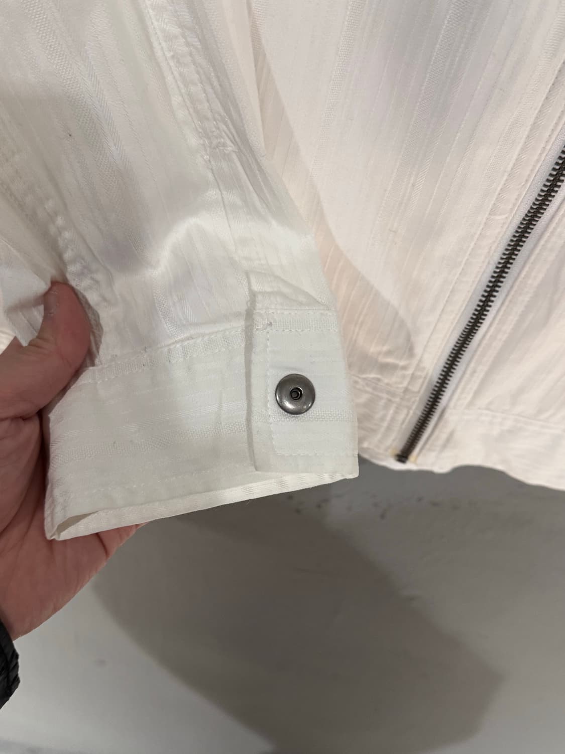 Urban Collection 버클 디테일 화이트 자켓  상품이미지5