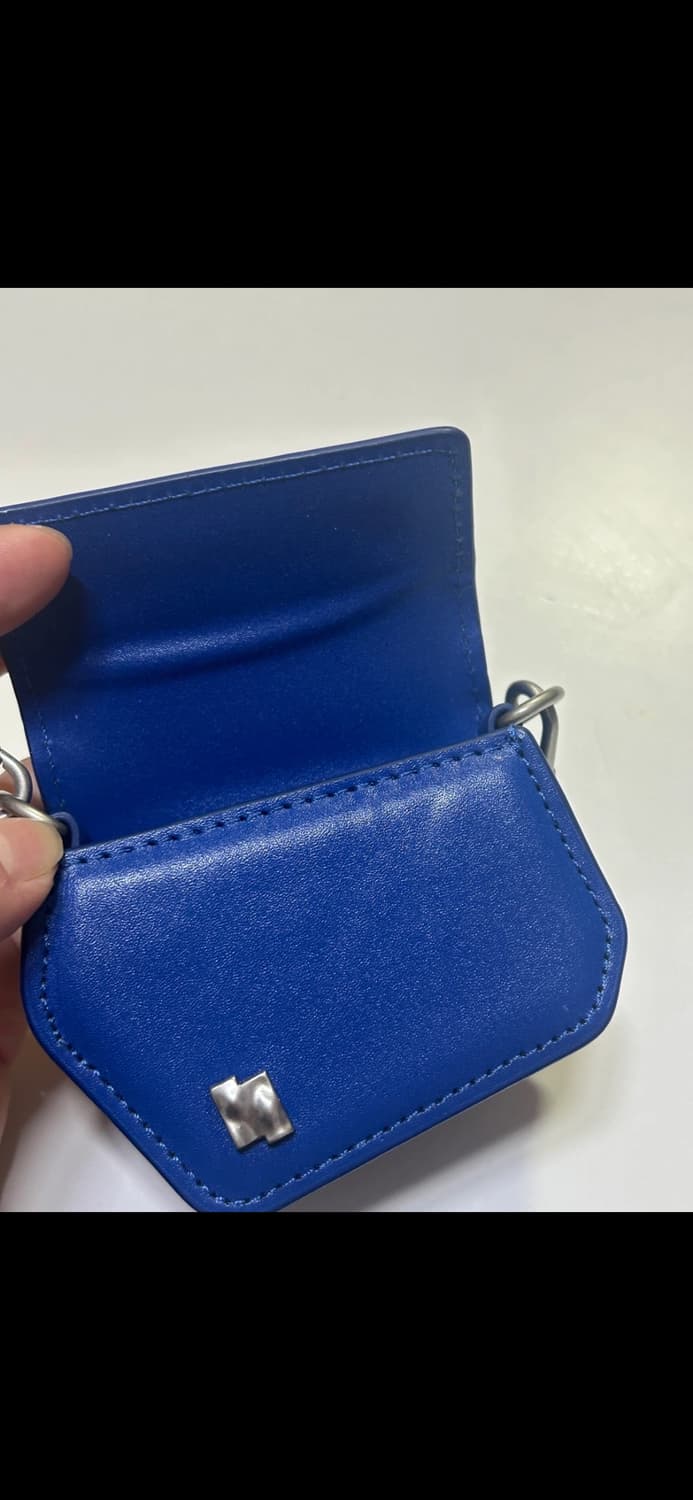 아더에러 프라토 에어팟 파우치 z블루 상품이미지3