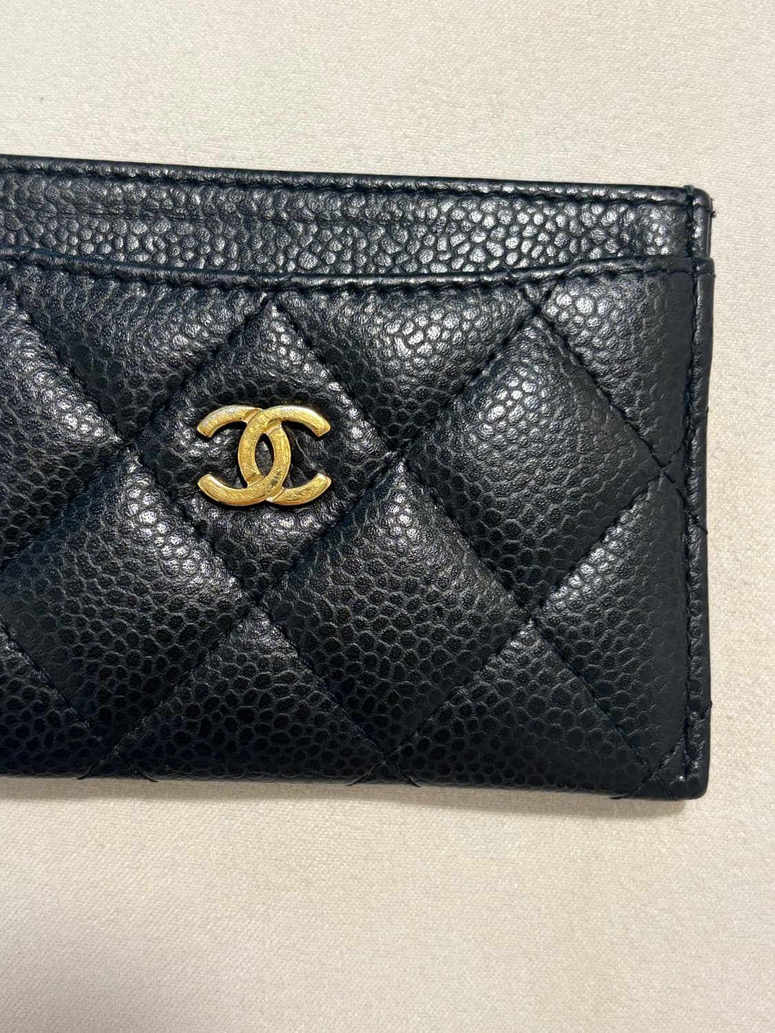 샤넬 클래식 캐비어 카드지갑 금장 카드홀더 상품이미지5