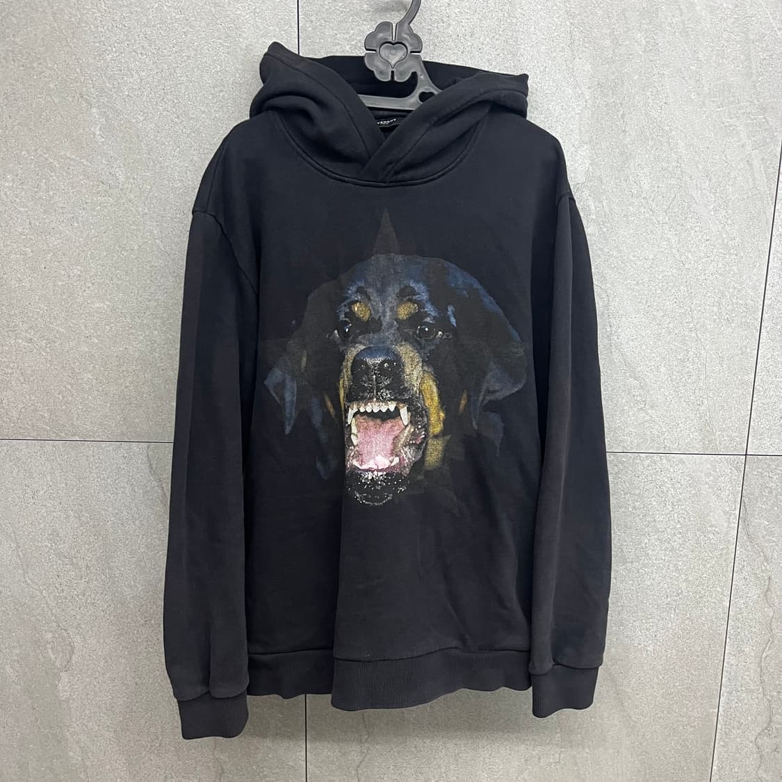 [구매] 지방시 로트와일러 후드집업 상품이미지1