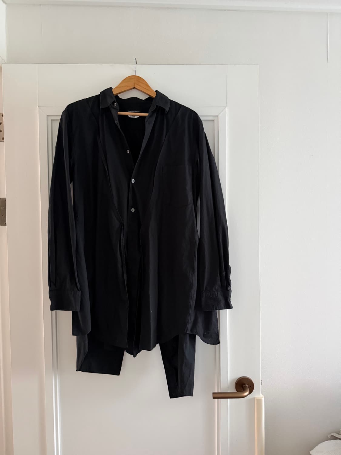 꼼데가르송 옴므플러스 블랙 롱셔츠 상품이미지1