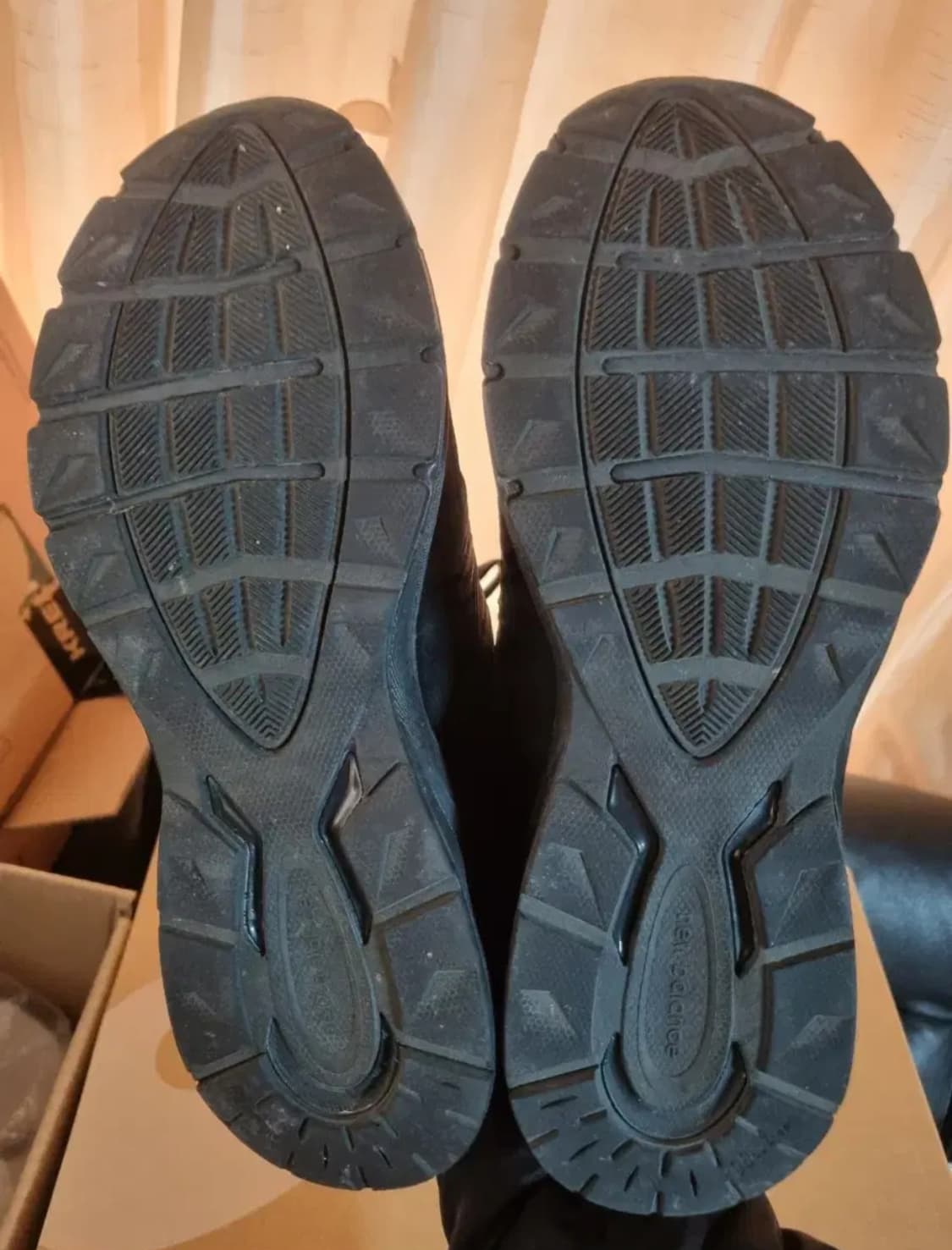 뉴발란스 990 v5 트리플블랙  275 상품이미지7