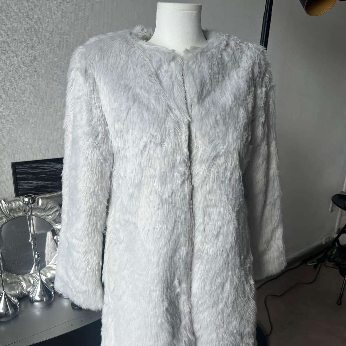 연그레이 롱 페이크퍼자켓 상품이미지5