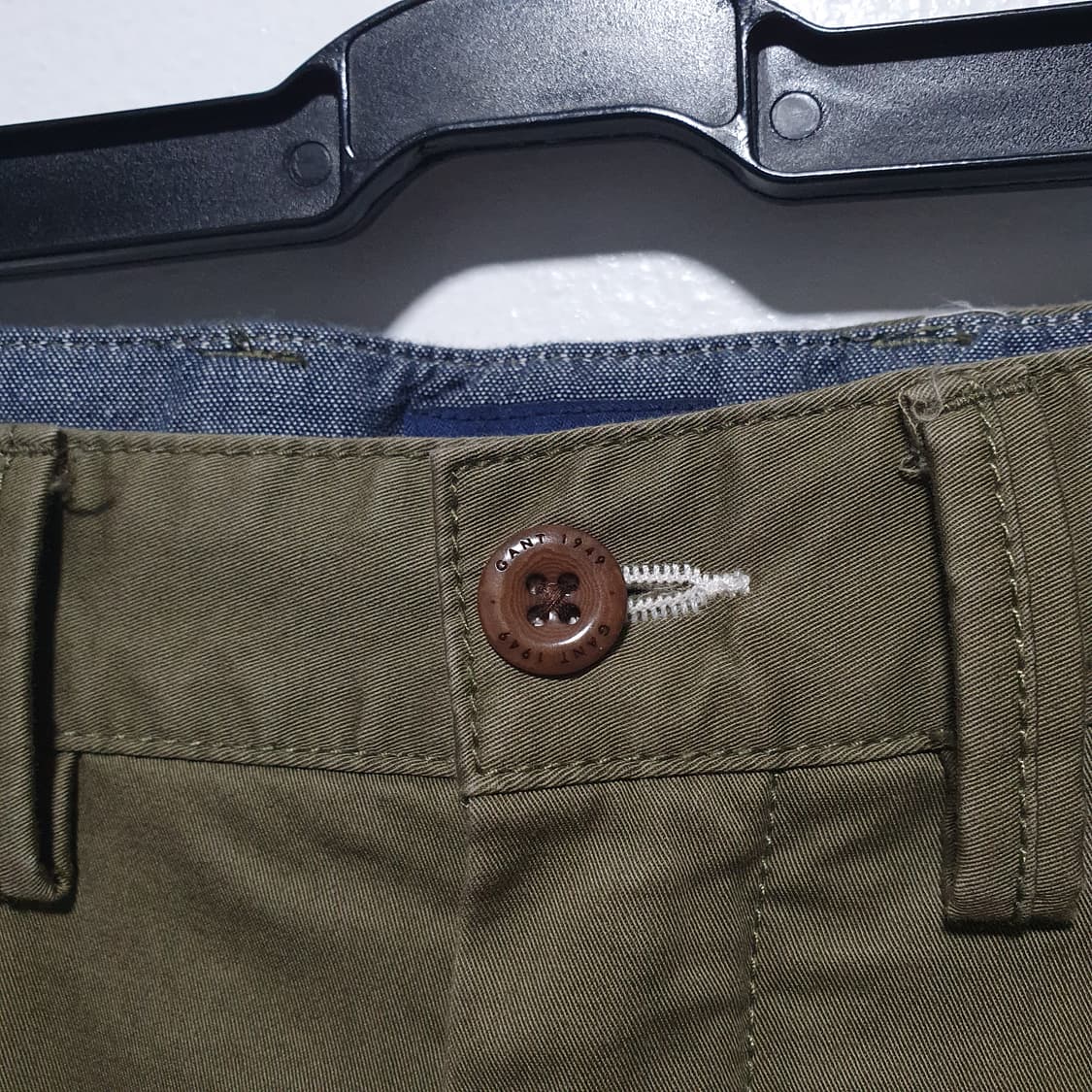 32인치) GANT 간트 남성 슬림핏 홀덴 트윌 치노 팬츠 카키 올리브 상품이미지4