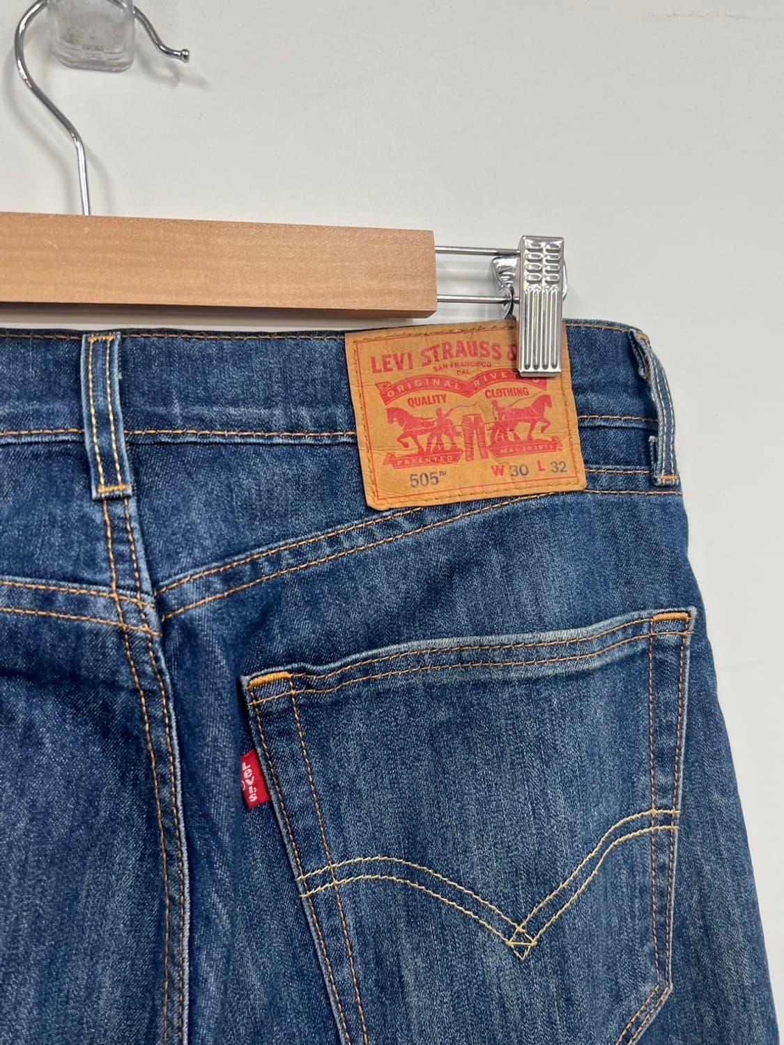 리바이스 505 레귤러 스트레이트 데님 팬츠 상품이미지2