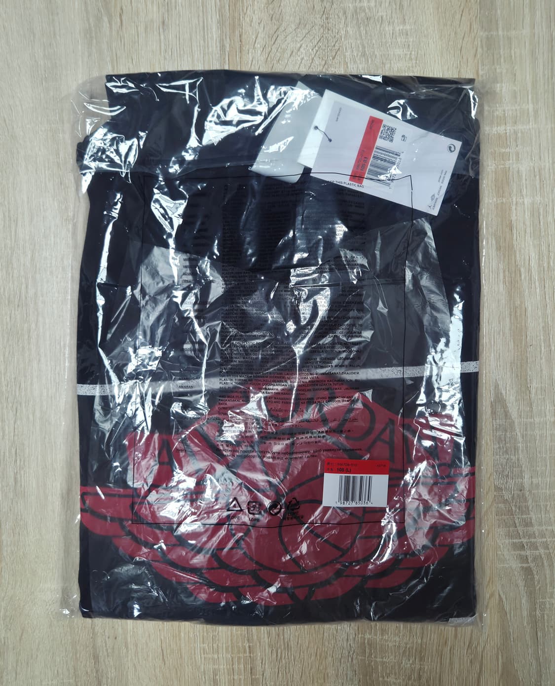 [L]조던 리바이스 숏슬리브 티셔츠 블랙 상품이미지2