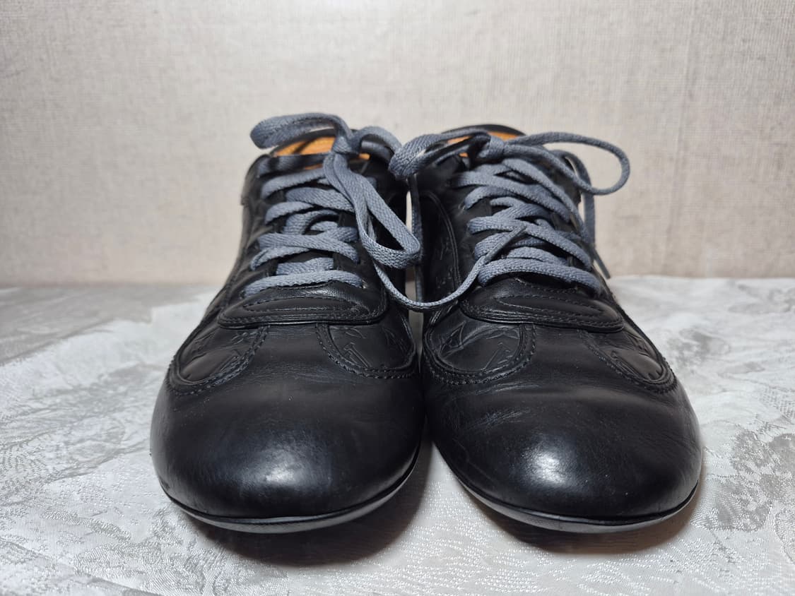 루이비통 엠보싱 블랙 스니커즈 (25]~255) 상품이미지2