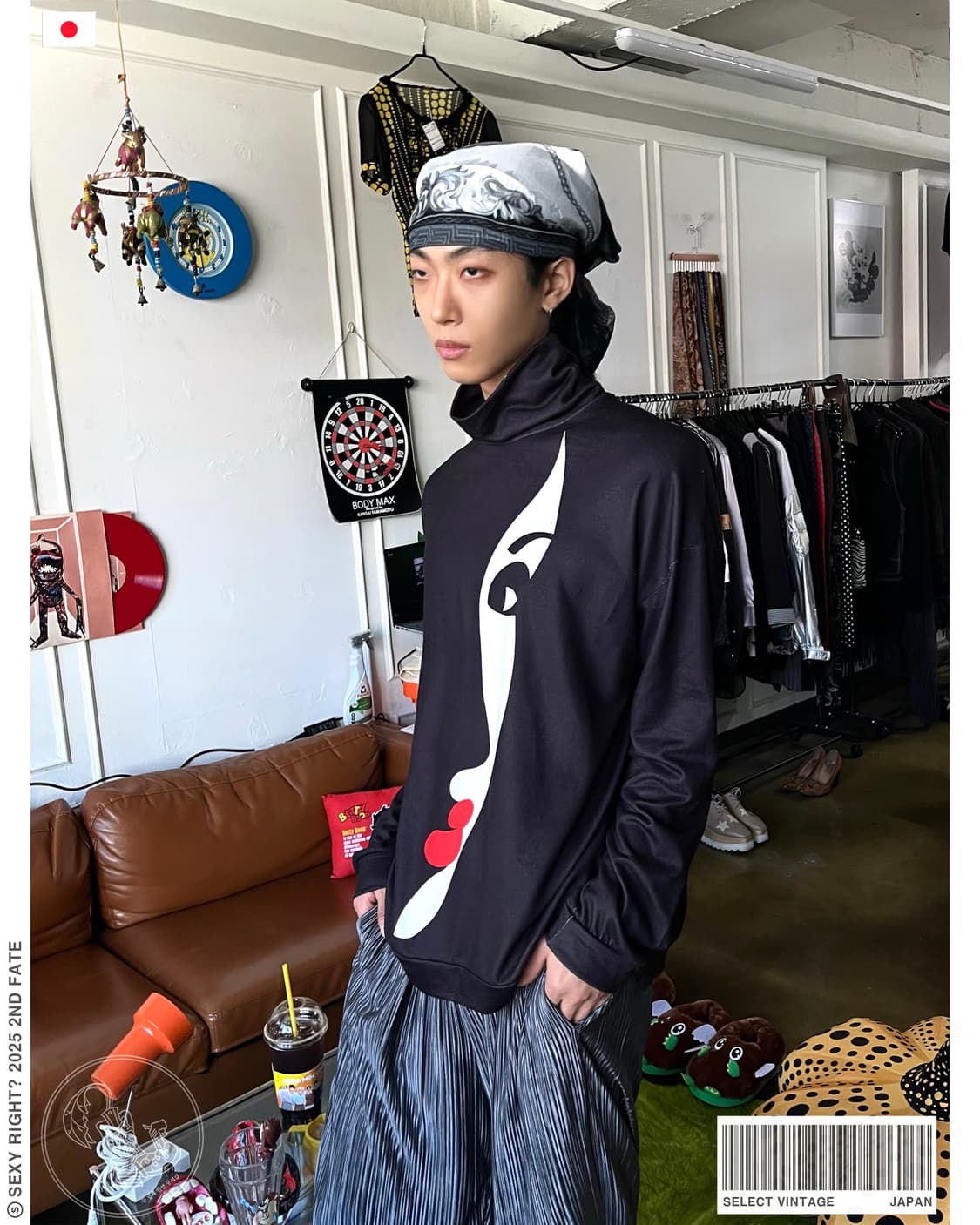 JPN Vintage Mask Printed High-Neck Top 상품이미지2