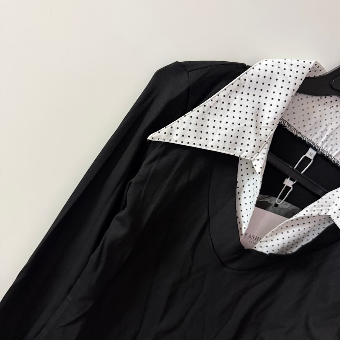 새상품 여자 도트 카라넥 긴팔티 상품이미지3