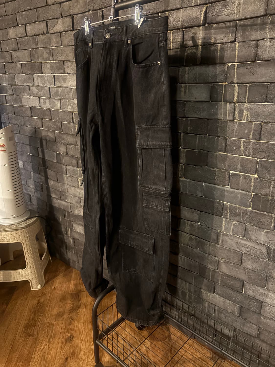 [새상품/33] 남성 흑청카고바지 상품이미지3